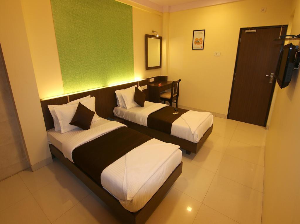 Hotel Panvel Palace Exterior foto