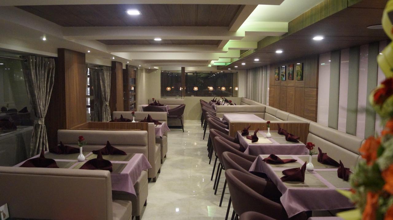 Hotel Panvel Palace Exterior foto
